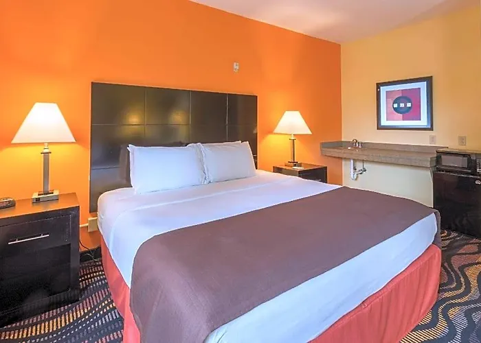 Americinn By Wyndham Streator