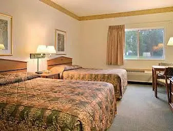 Motel Americinn By Wyndham 2*